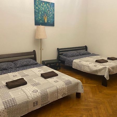 Apartments White House 利沃夫 外观 照片