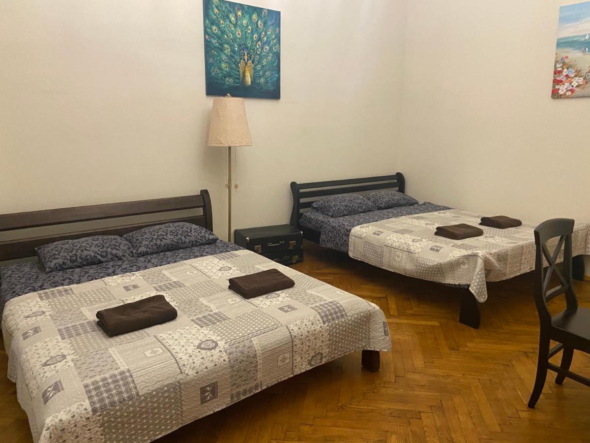 Apartments White House 利沃夫 外观 照片